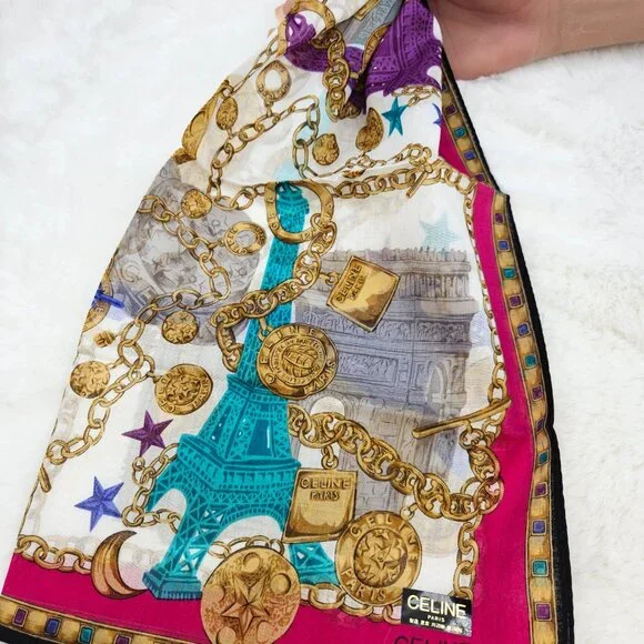 Céline Designer handkerchief - Picture 9 of 9
